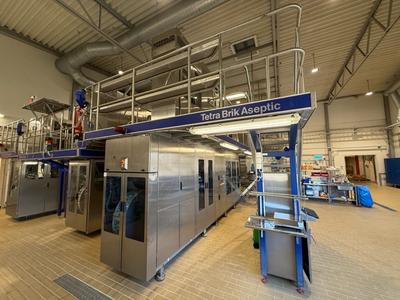 Översiktsbild av 1997 Tetra pak TBA/21 1000 S Aseptic filling machine